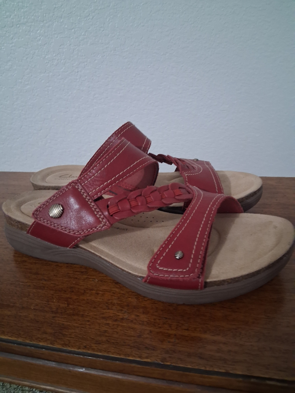Clarks Red Braided Leather Slide Sandals Size 7.5